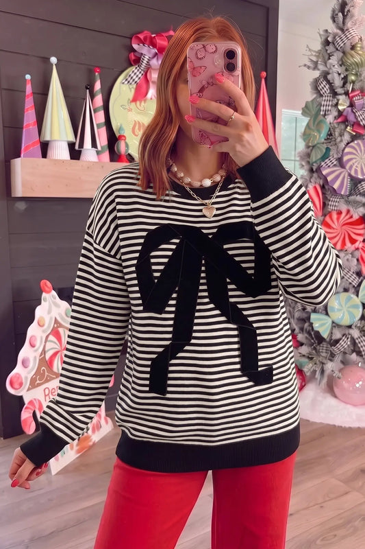 Black Stripe Velvet Bow Pattern Dropped Shoulder Loose Sweatshirt model front view · nz-alt-v1