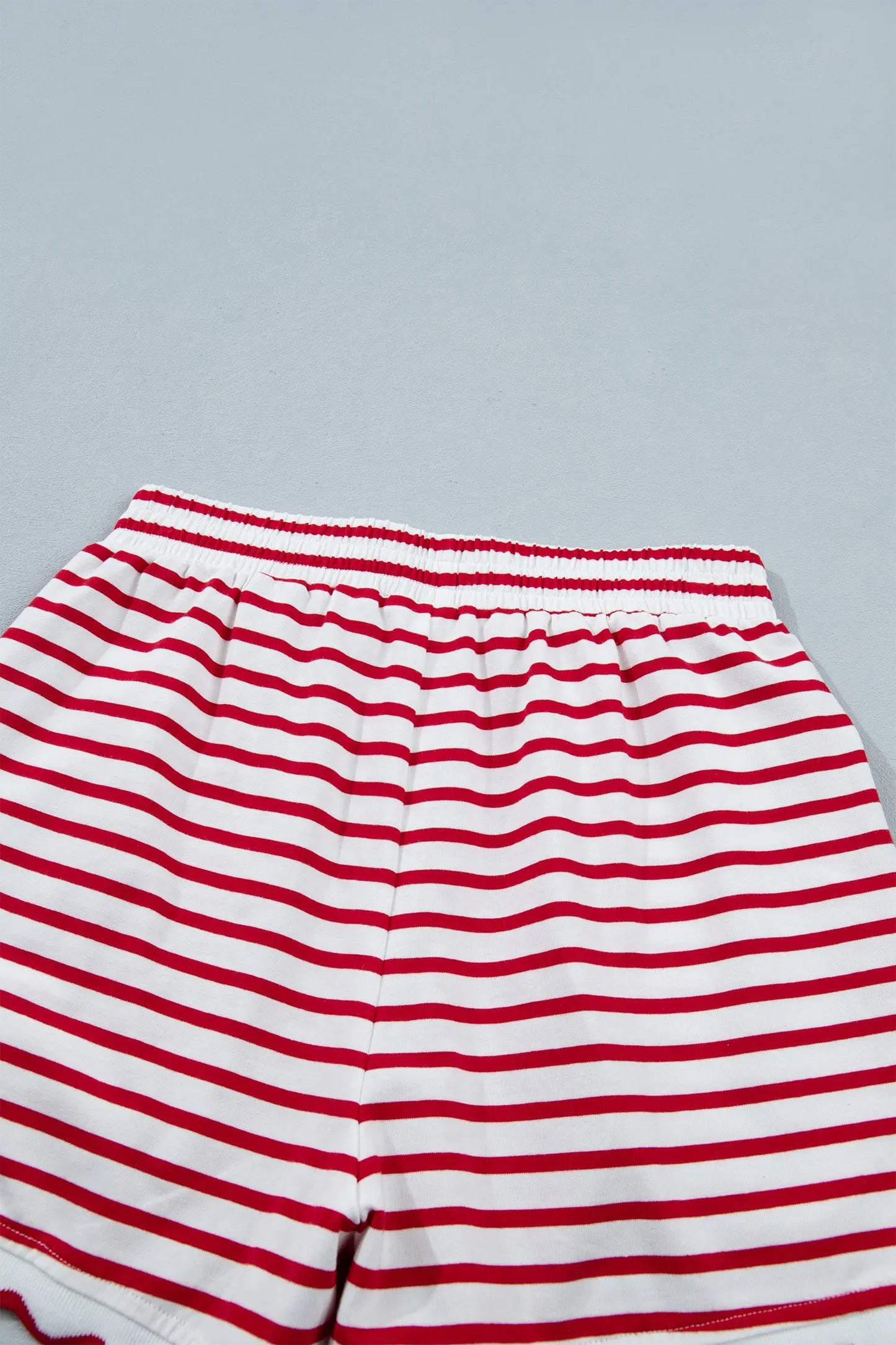 Red Stripe Scallop Trim Casual Top 2pcs Short Set