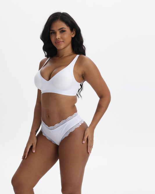 Women's 95% Cotton Cheeky Panties with Lace Trim, Pack of 3