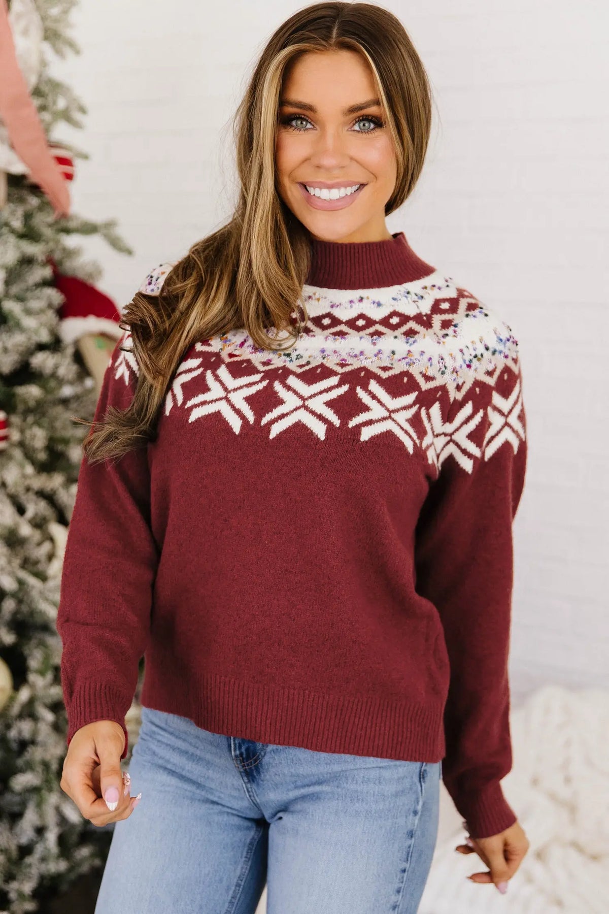 Red Dahlia Christmas Theme Geometric Pattern Knit Round Neck Shift Sweater