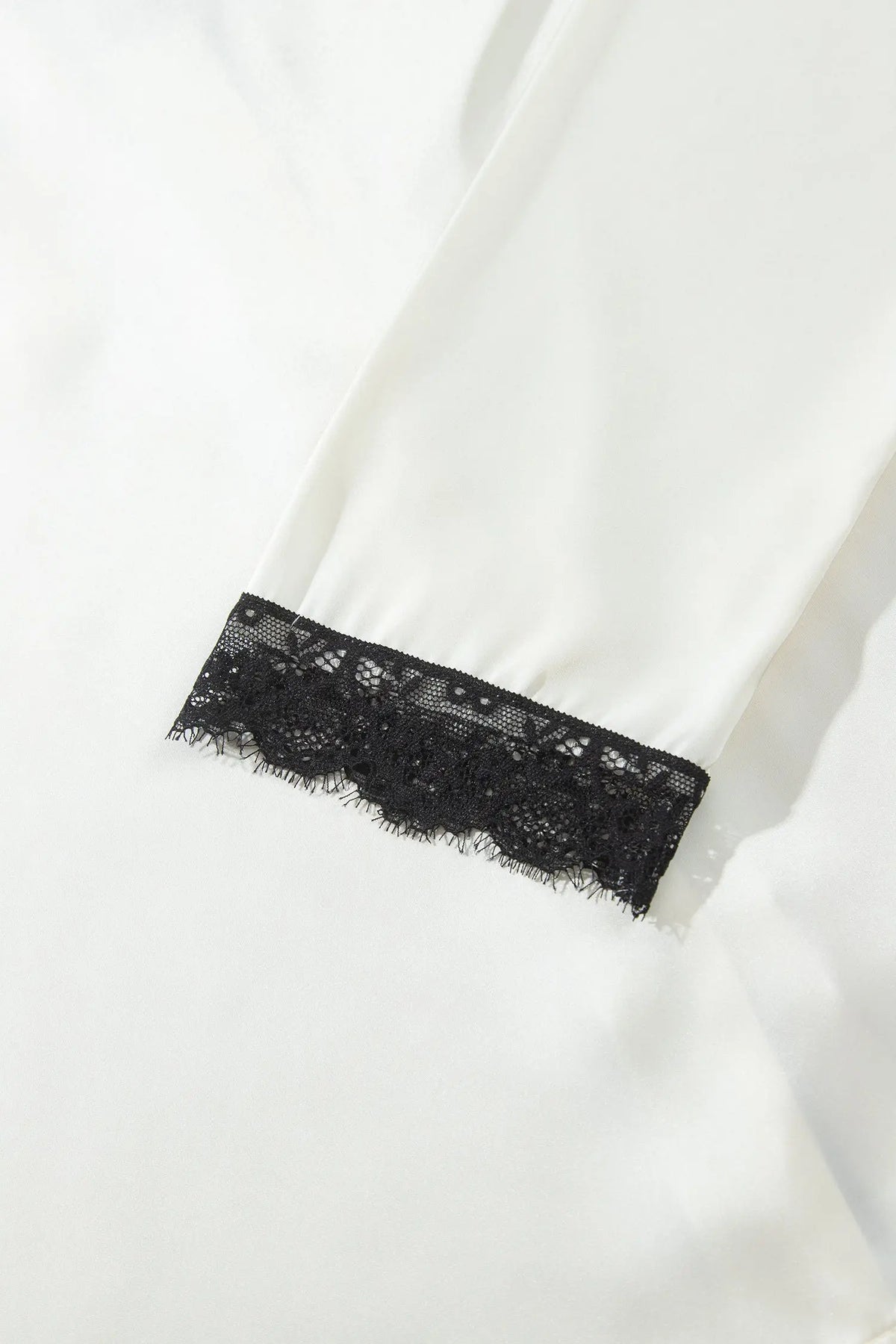 White Long Sleeve Lace Trim Button Front 2pcs Pajama Set