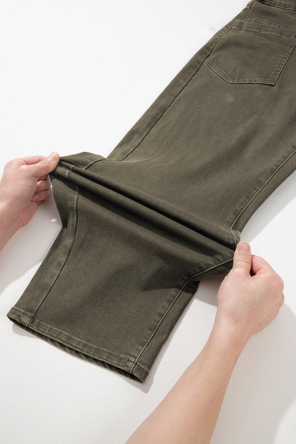 Solid Color Square Patch Pocket Ankle-length Barrel Jeans