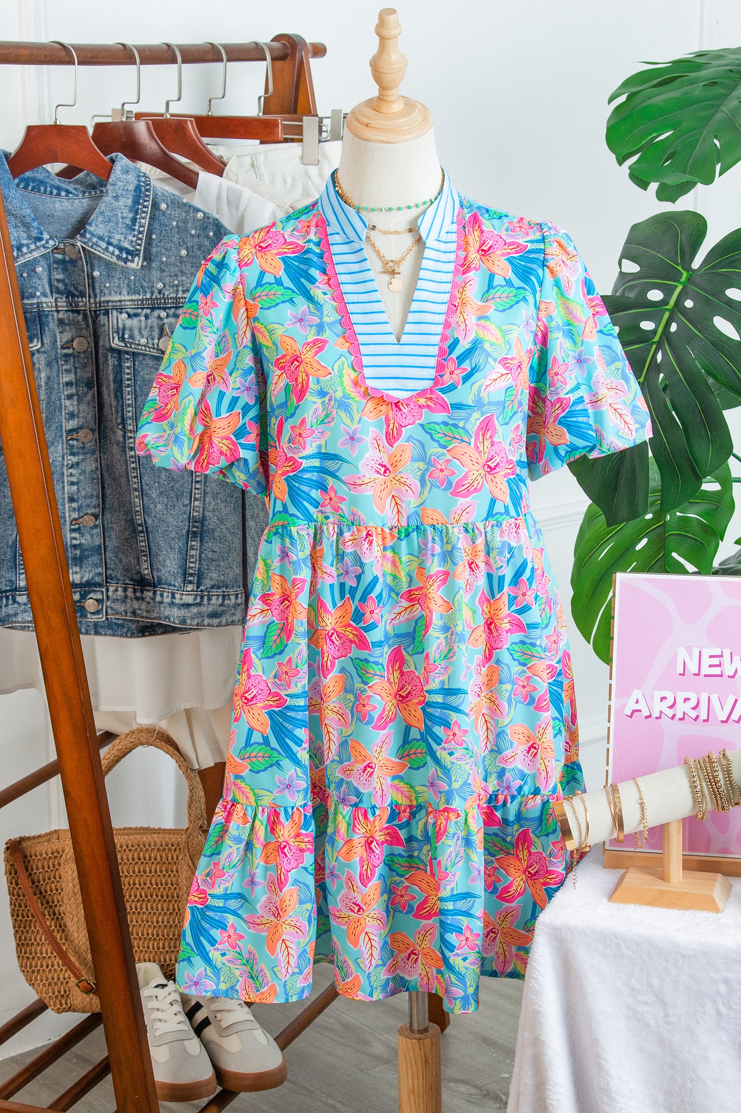 Multicolour Floral Print Contrast Scallop Striped Trim V Neck Dress