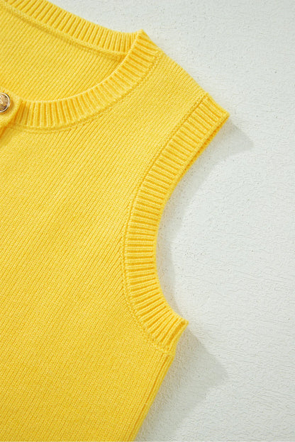 White Solid Color Sleeveless Knit Button Pocketed Sweater Nataliz