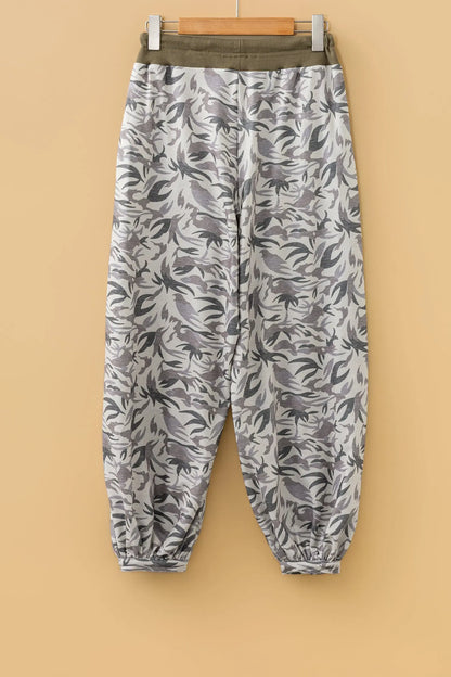 Multicolour Drawstring Contrast Waistband Camouflage Cargo Barrel Pants