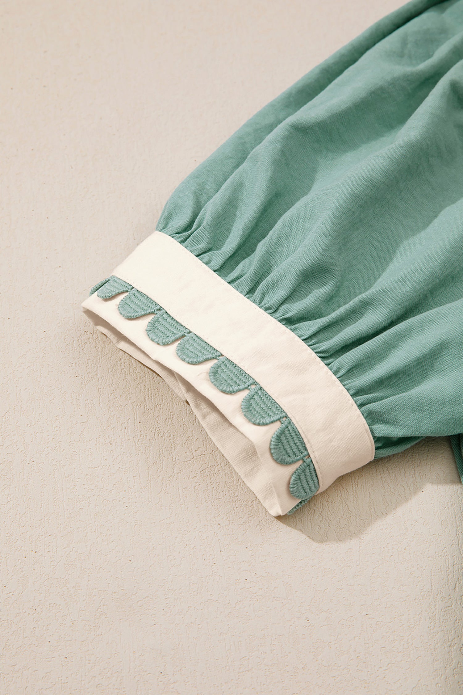 Canton Scallop Color Block Trim Puff Sleeve Mini Dress - Casual Dresses