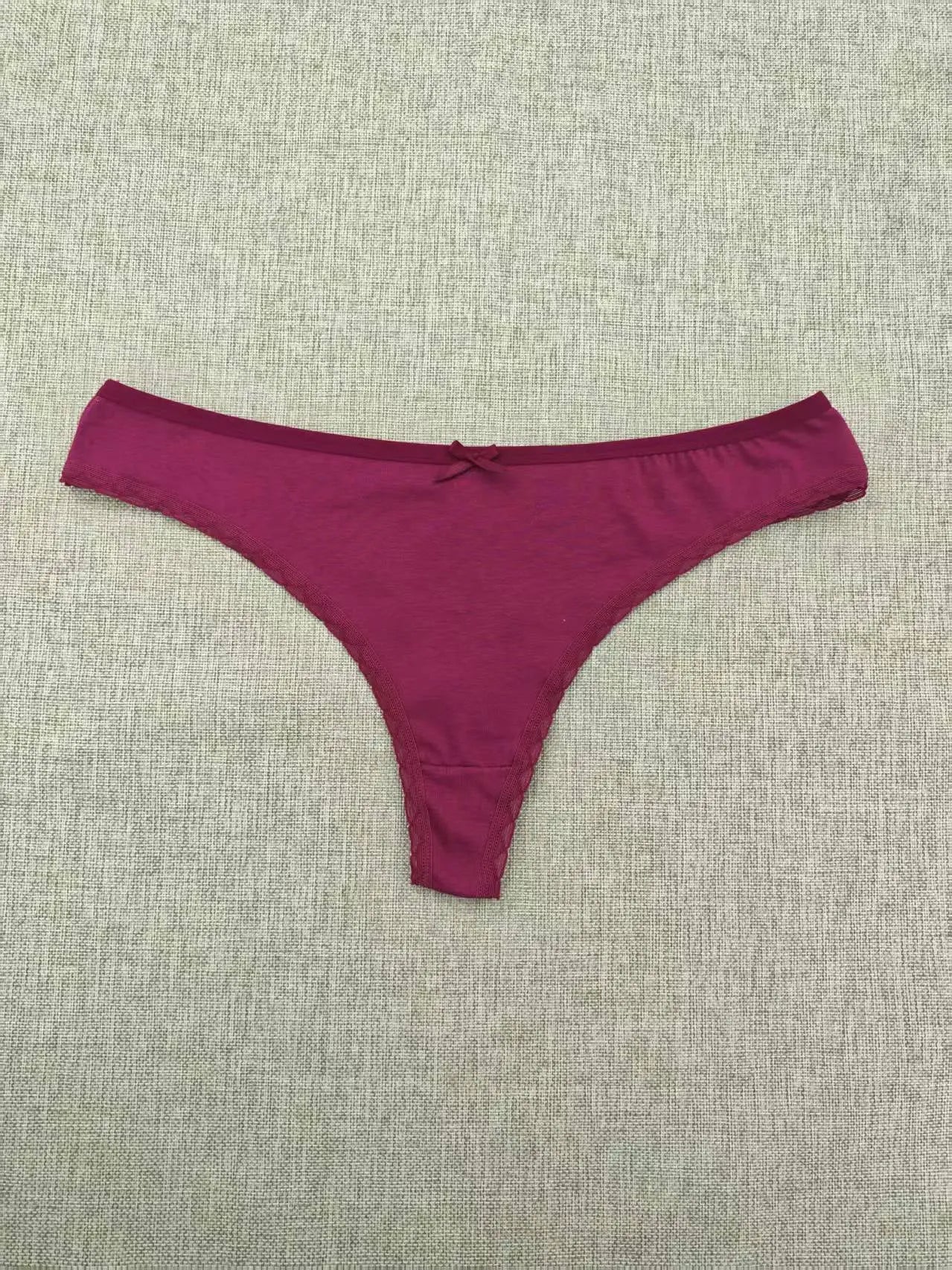 Red thong with lace trimming Nataliz