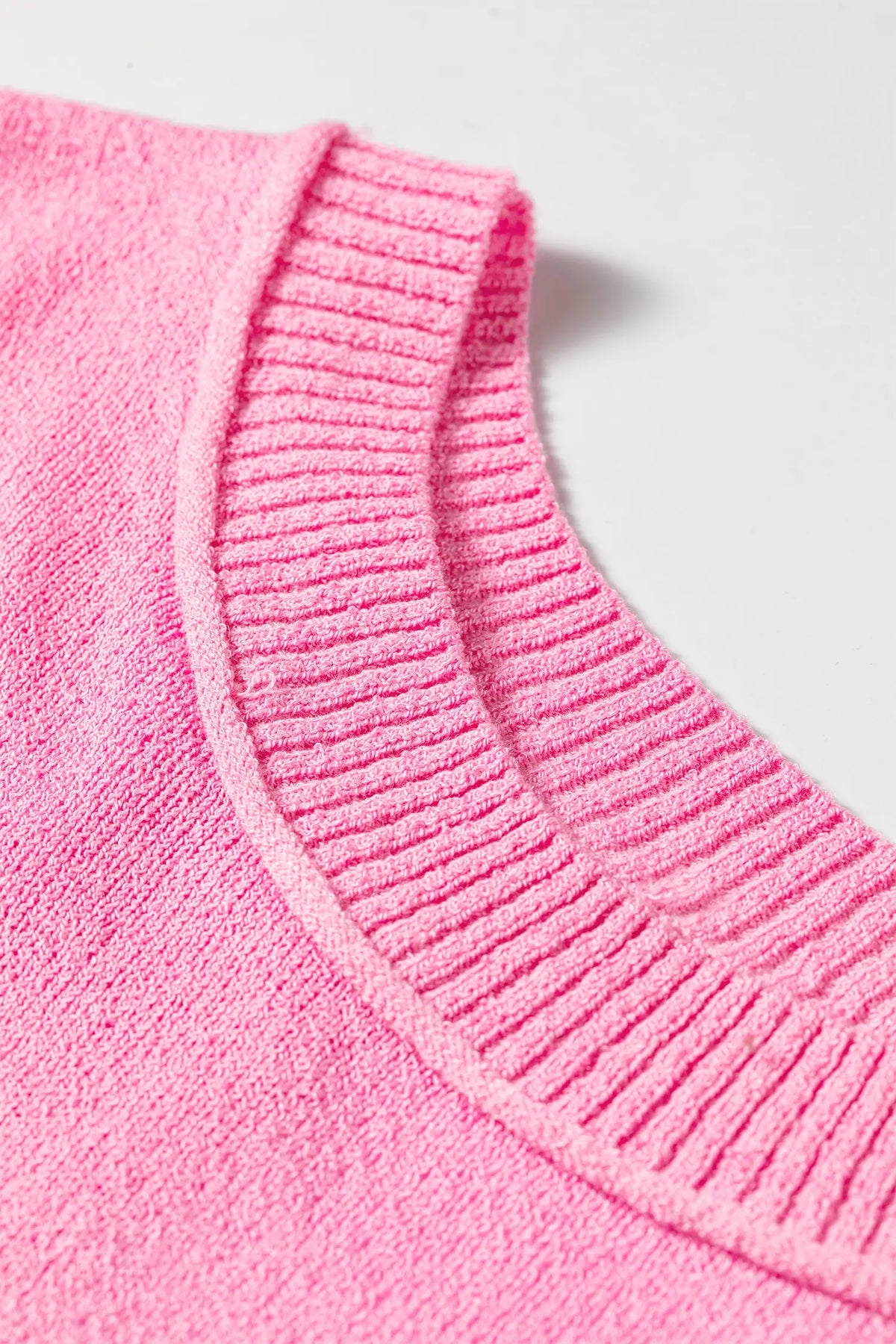 Pink Drop Shoulder Round Neck Long Sleeve Backless Pullover Sweater neckline detail view · nz-alt-v1