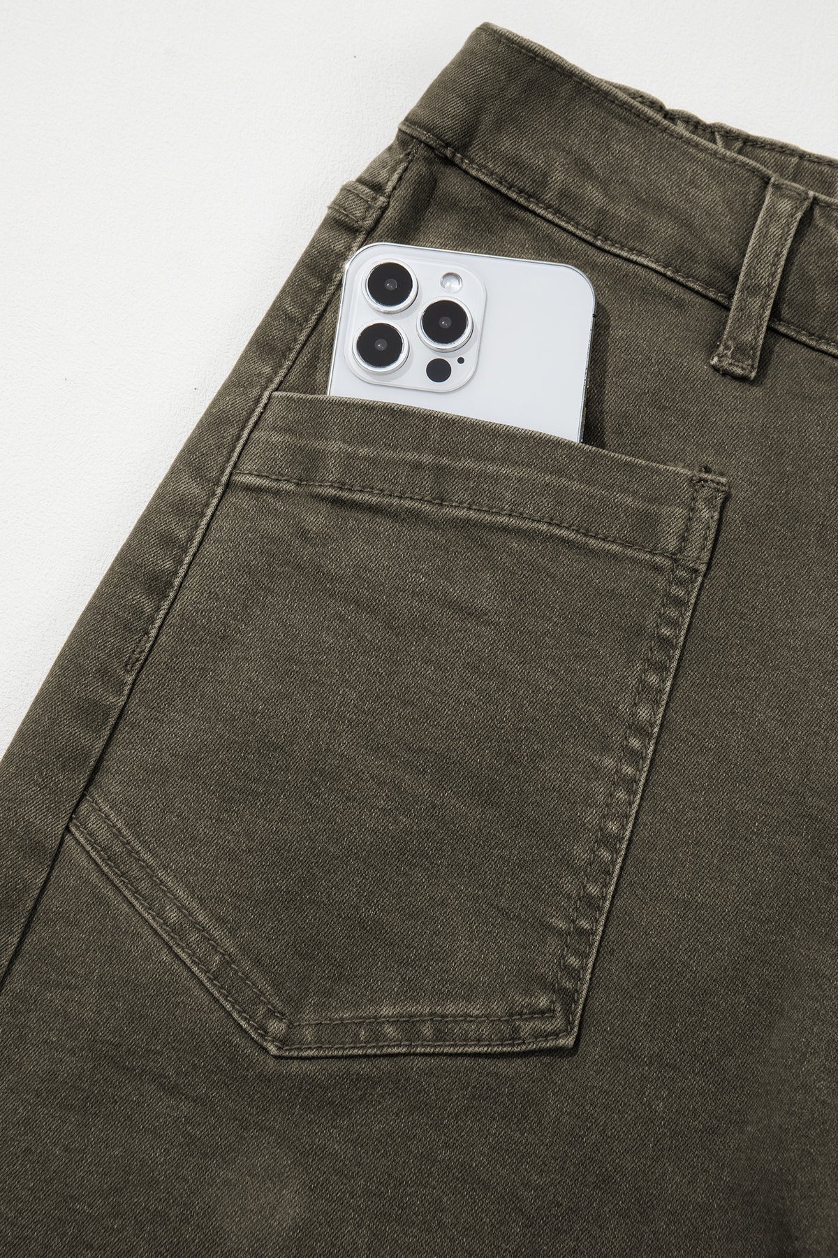 Solid Color Square Patch Pocket Ankle-length Barrel Jeans