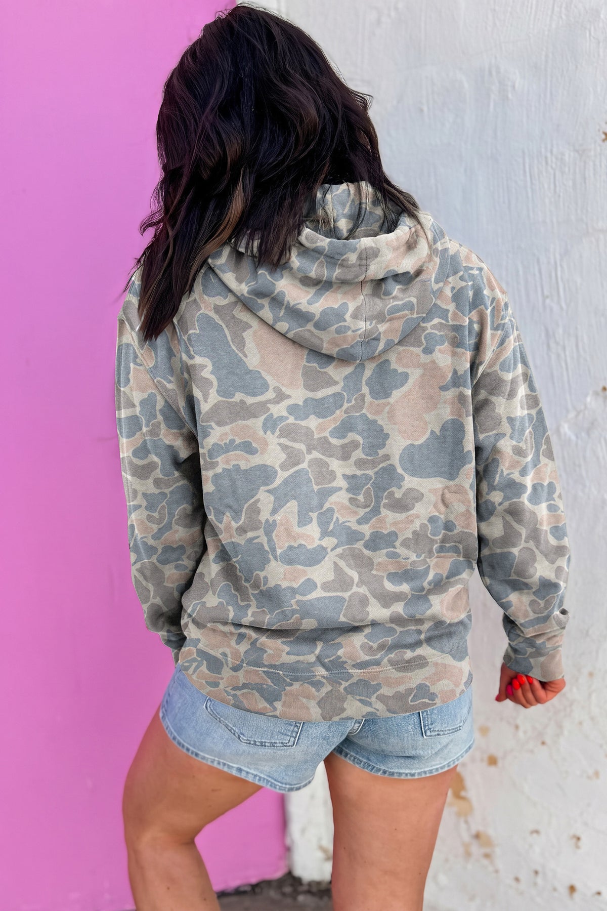 Multicolour camouflage Jesus Loves You print relaxed hoodie model back view · nz-alt-v1
