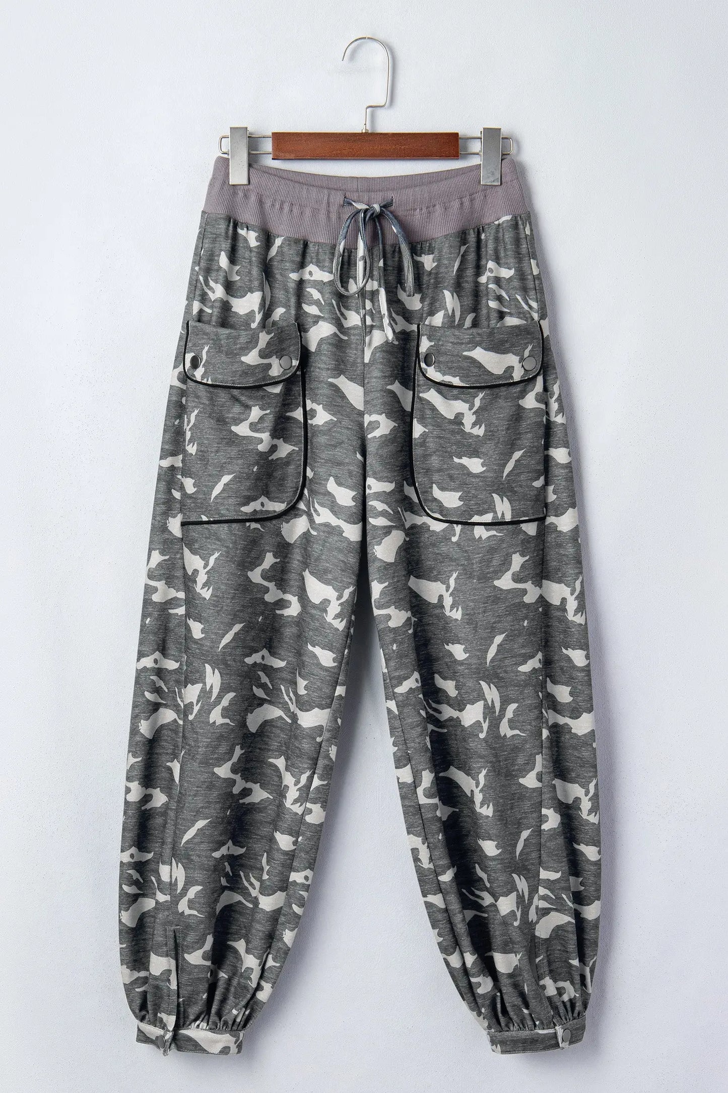 Multicolour Drawstring Contrast Waistband Camouflage Cargo Barrel Pants