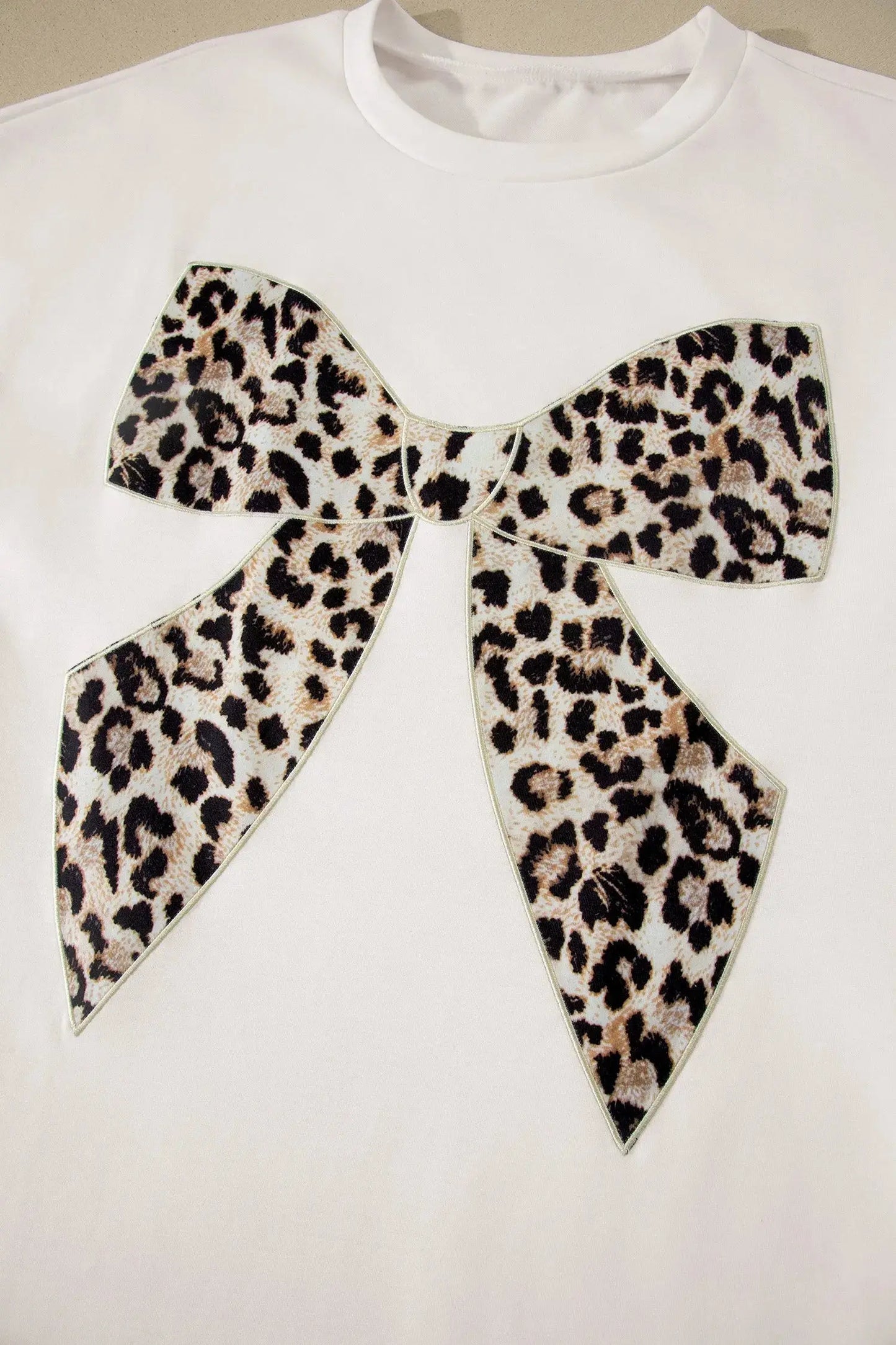 White Contrast Leopard Bow Patched Short Sleeve T Shirt Long Dress - Casual Dresses
