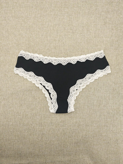 Pack of 3 stretch cheeky with lace trimming in contrast 95% cotton