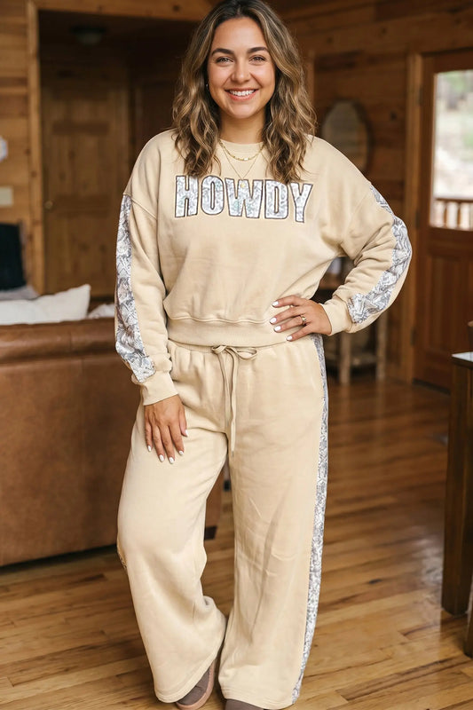 Parchment HOWDY Letter Print Plus Size Set model front view · nz-alt-v1