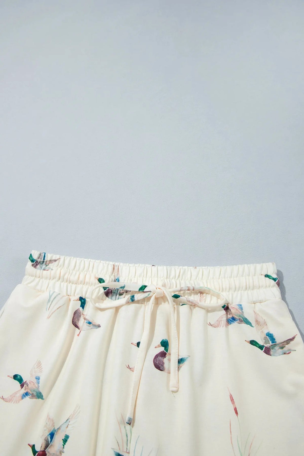 Beige Free Mallard Print Long Sleeve Top Drawstring Short Set