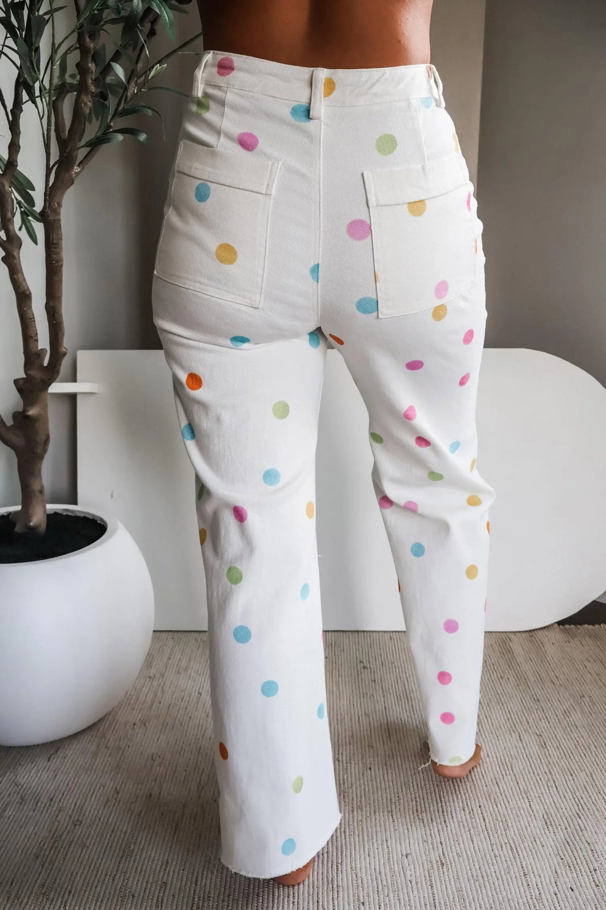 White High Waist Polka Dot Straight Leg Casual Jeans model back view · nz-alt-v1