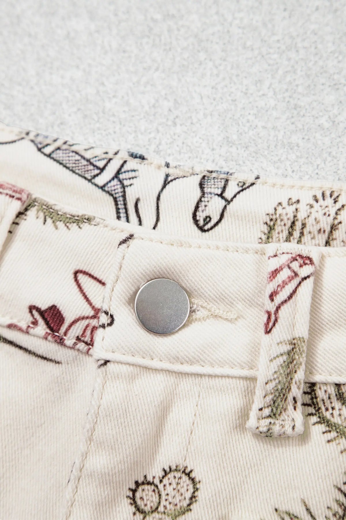 Multicolour western print straight leg ankle-length pocket jeans detail view · nz-alt-v1