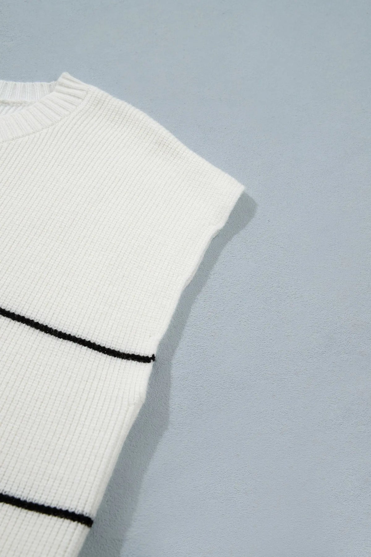 White Stripe Short Sleeve Button Front Shift Cardigan detail view · nz-alt-v1