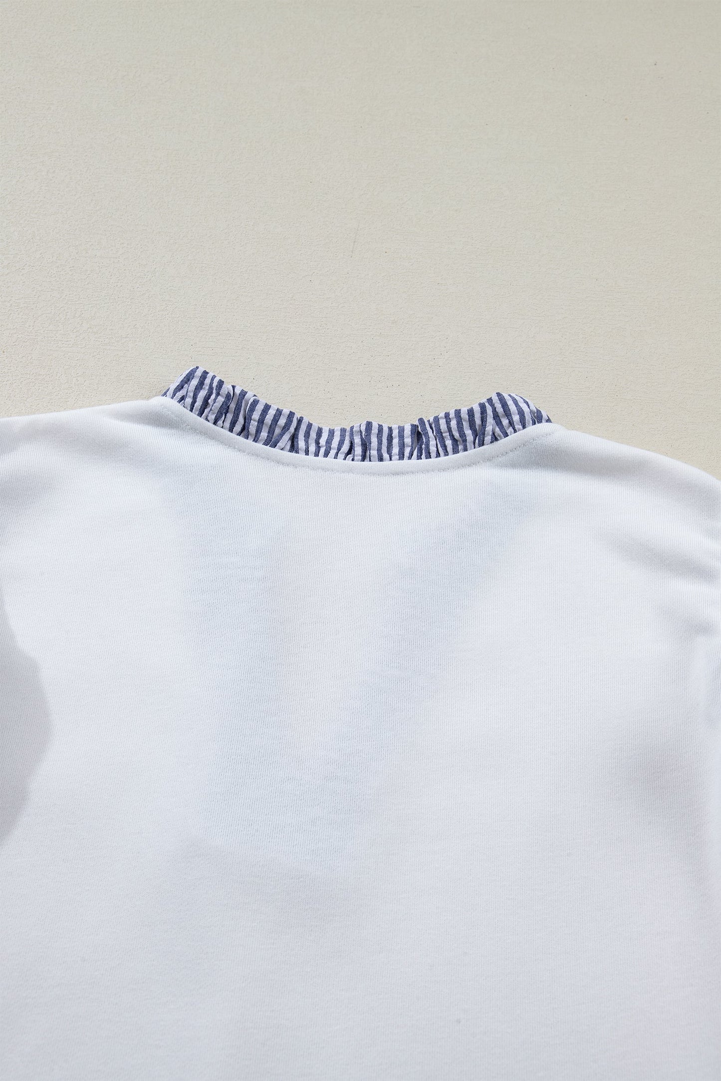 White Contrasted Striped Patchwork Split Neck Ruffle Trim Sleeveless Dress - Casual Dresses