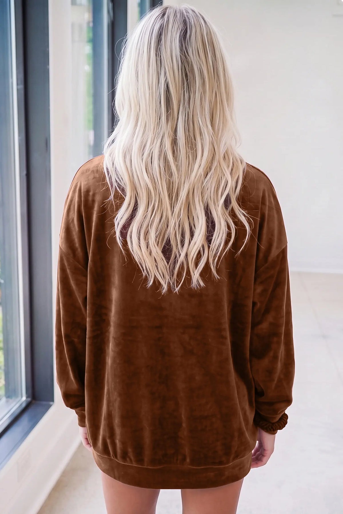 Christmas Velvet Graphic Print Long Sleeve Sweatshirt