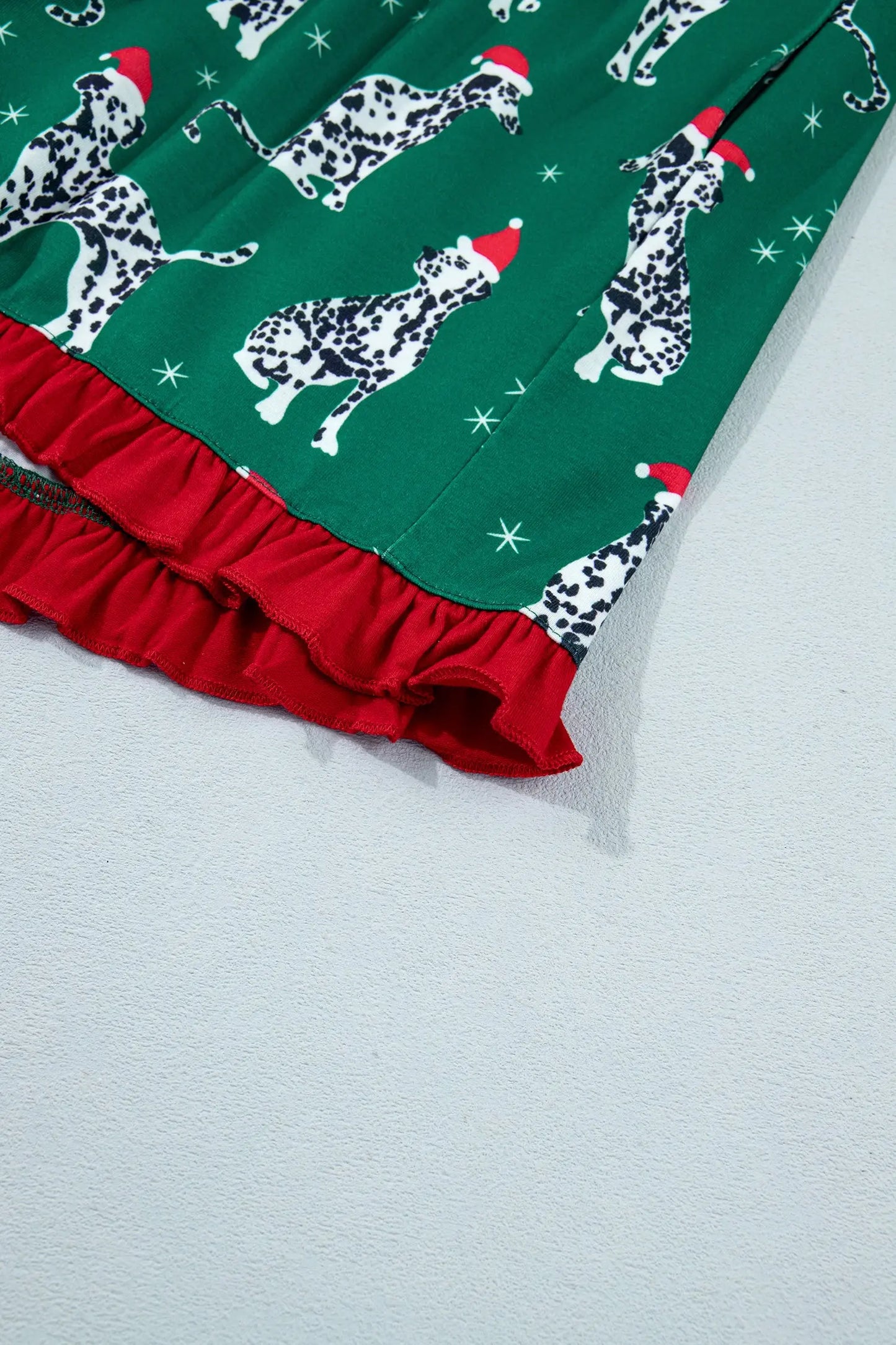Green Long Sleeve Dog Print Two Piece Shift Lounge Set