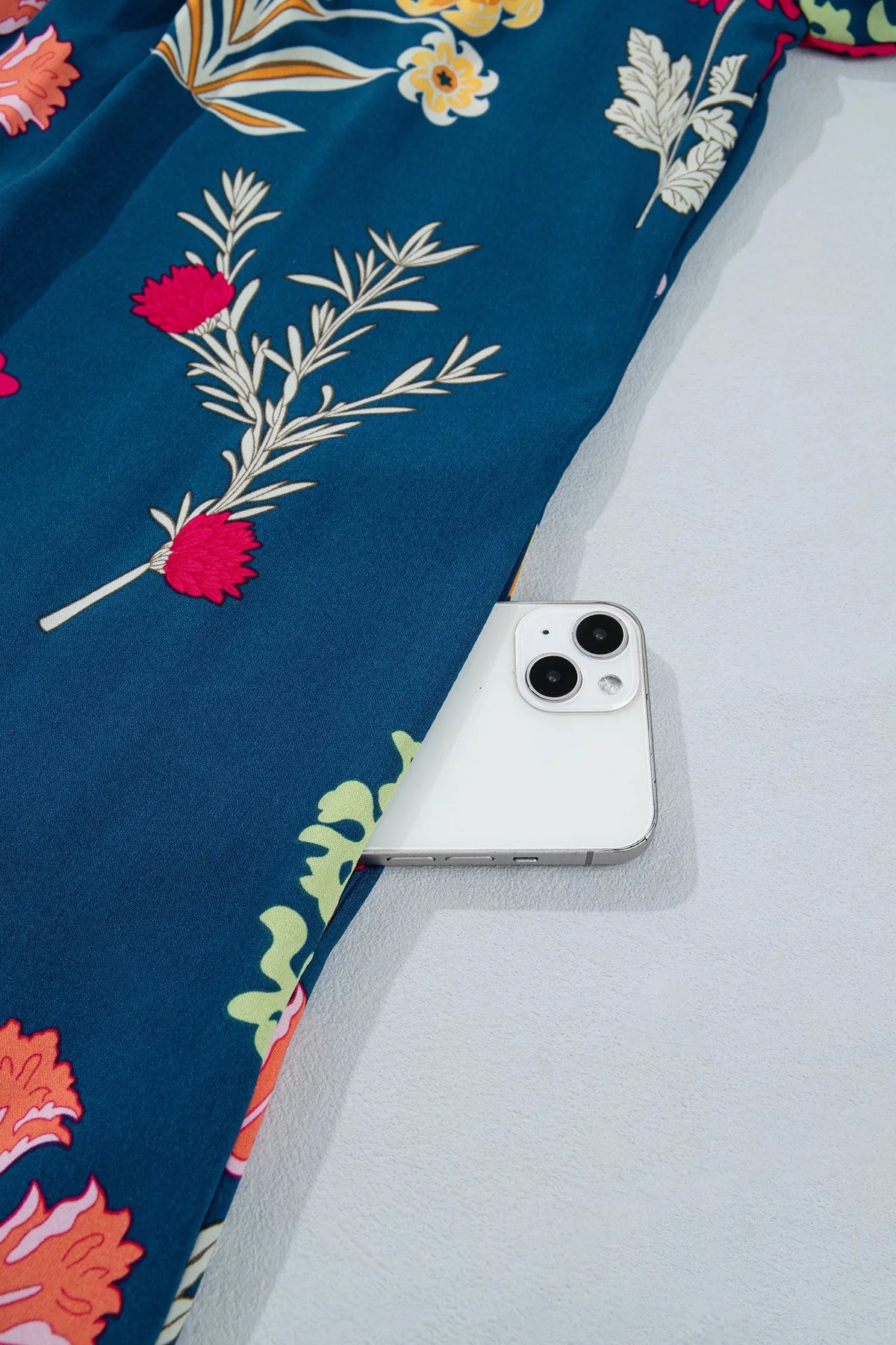 Blue Floral Print Gathered Neckline 7/8 Sleeve Casual Midi Dress pocket detail view · nz-alt-v1
