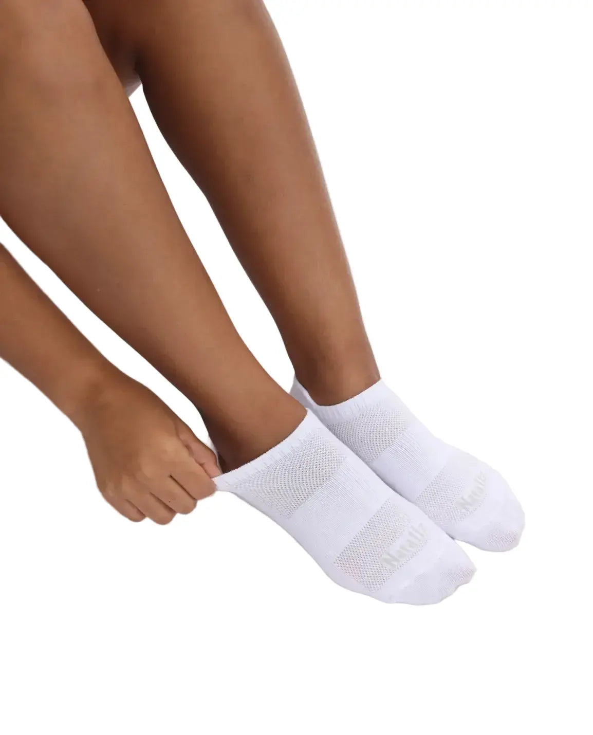 Nataliz® white low cut ankle socks on model