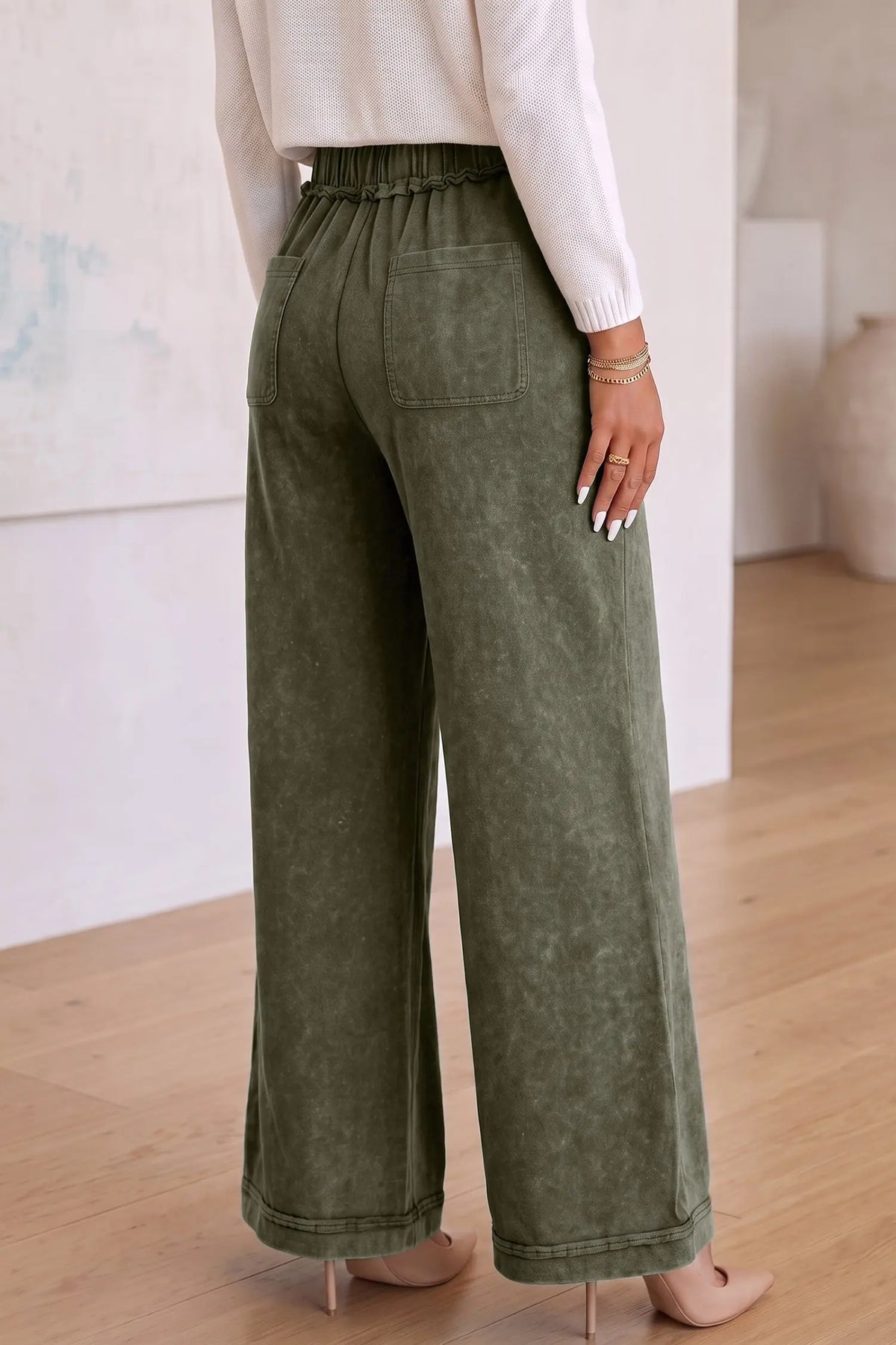 Jungle Green Mineral Wash Seam Detail Flare Leg Drawstring Pants model back view · nz-alt-v1