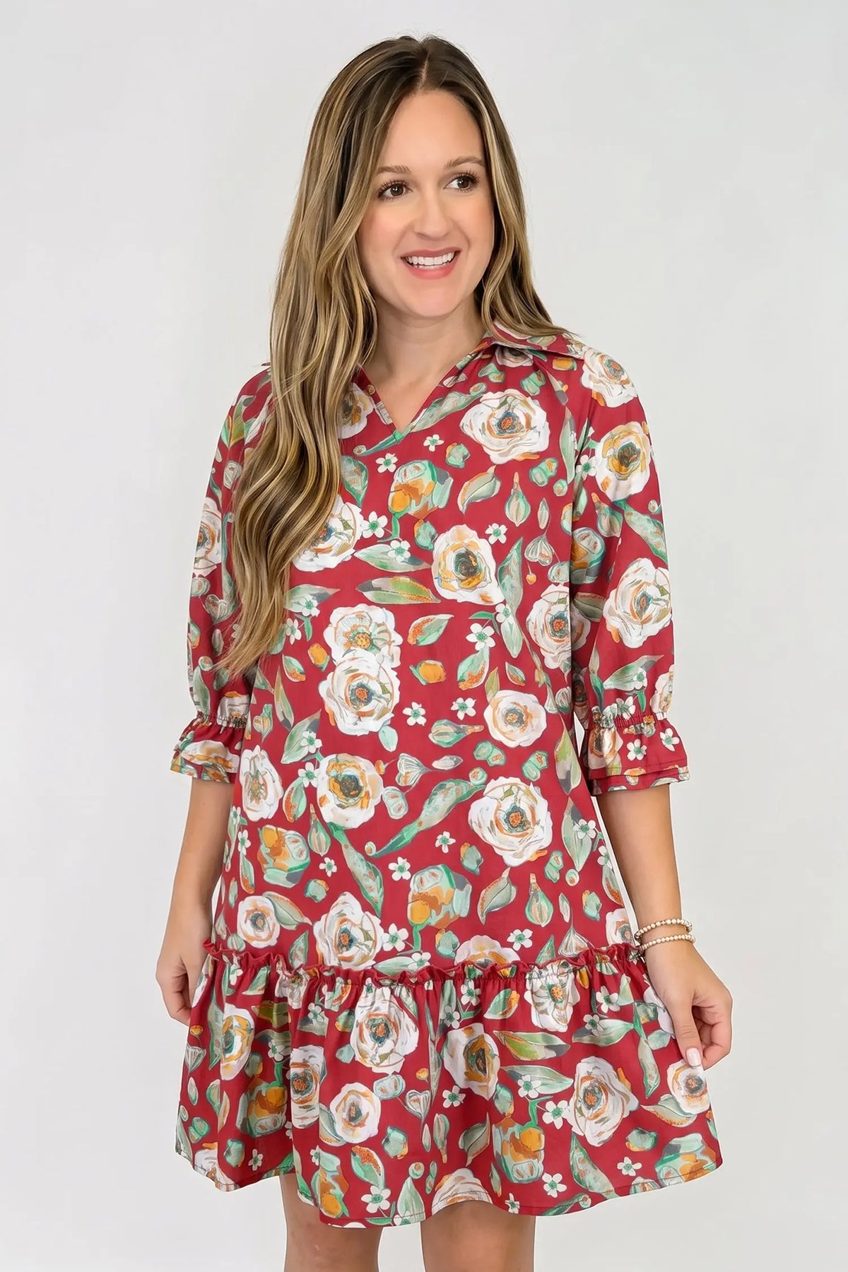 Red floral print half sleeve short shift dress model front view · nz-alt-v1