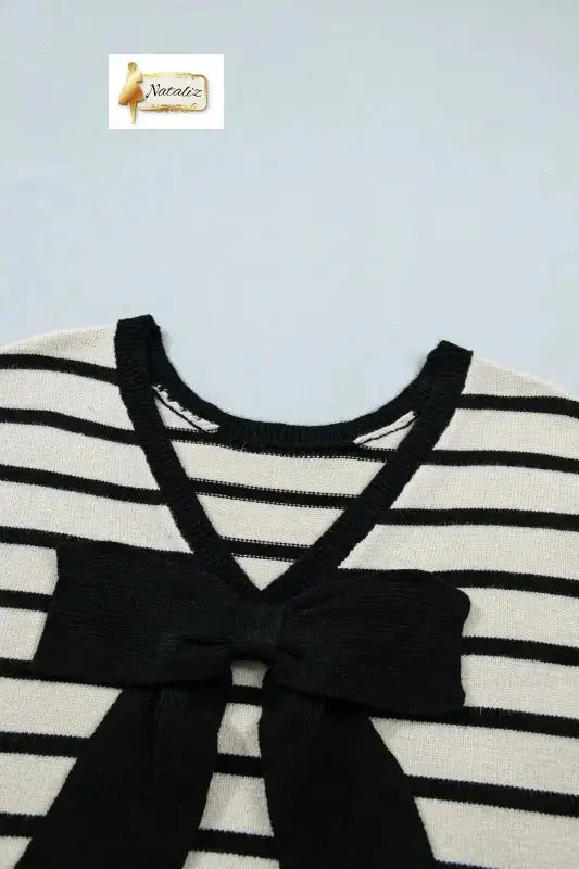 Black Stripe Bow Applique Short Sleeve Sweater Nataliz