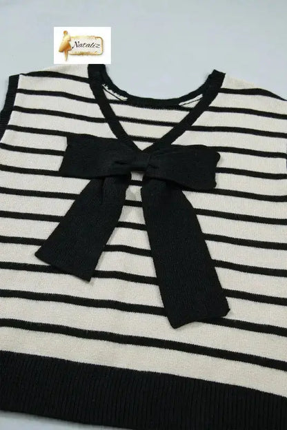 Black Stripe Bow Applique Short Sleeve Sweater Nataliz