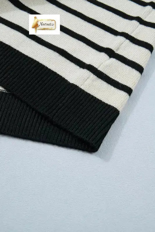 Black Stripe Bow Applique Short Sleeve Sweater Nataliz