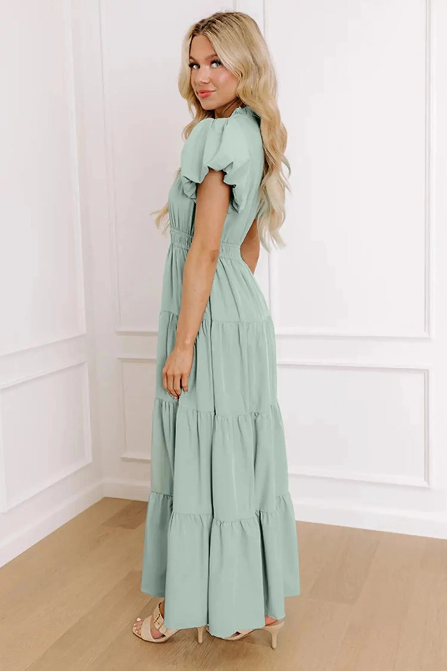 Bright Green Solid Color V Neck Short Puff Sleeve High Waist Tiered Maxi Dress - Casual Dresses