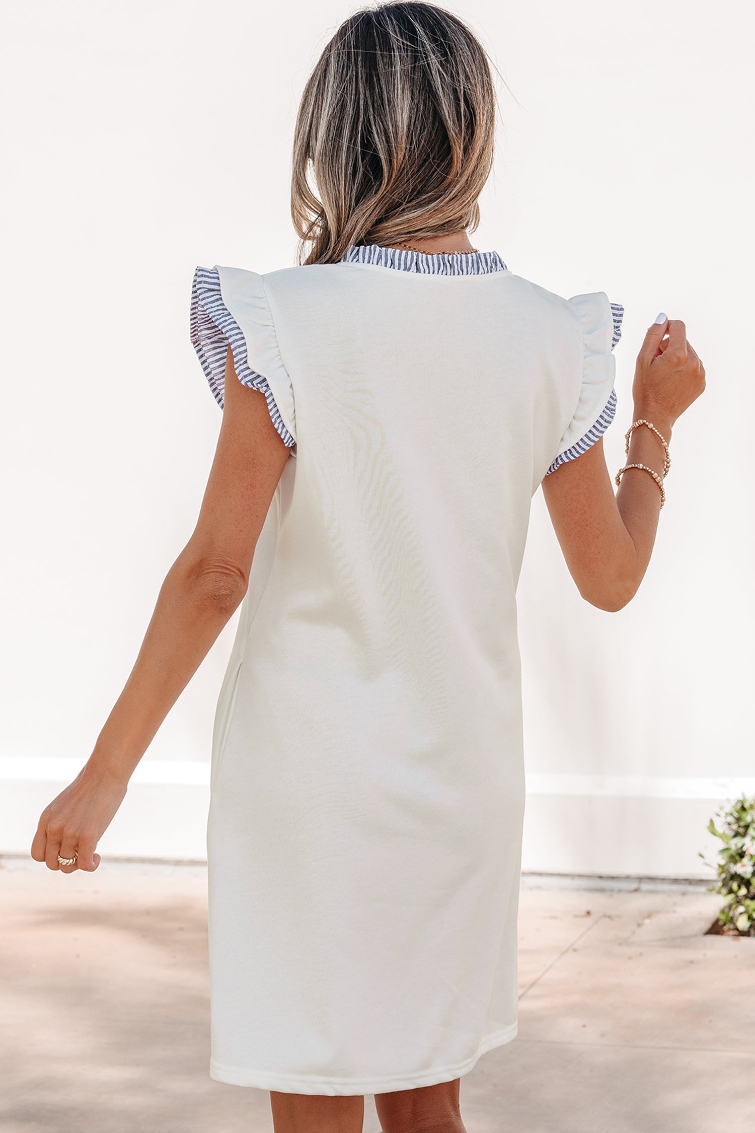 White Contrasted Striped Patchwork Split Neck Ruffle Trim Sleeveless Dress - Casual Dresses