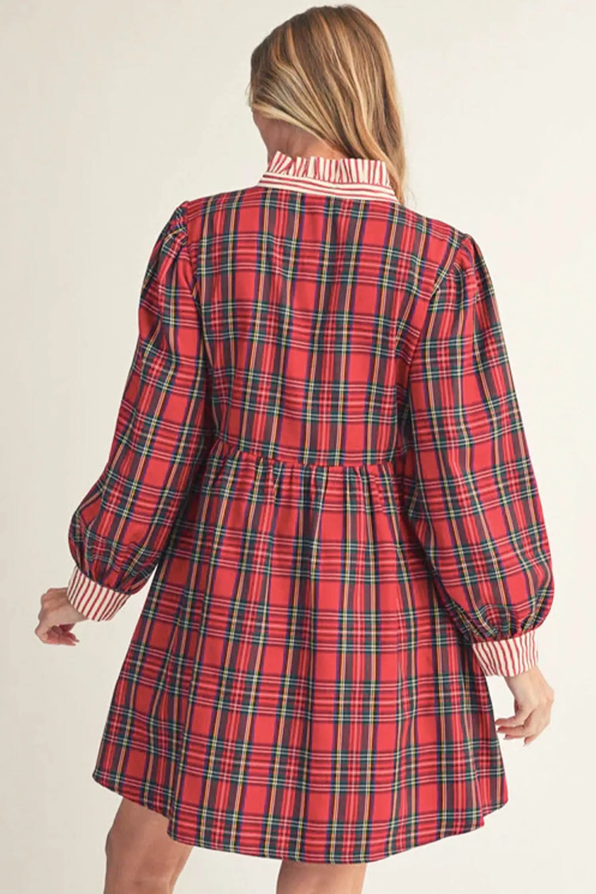 Red plaid v neck collar cuff shift dress model back view · nz-alt-v1