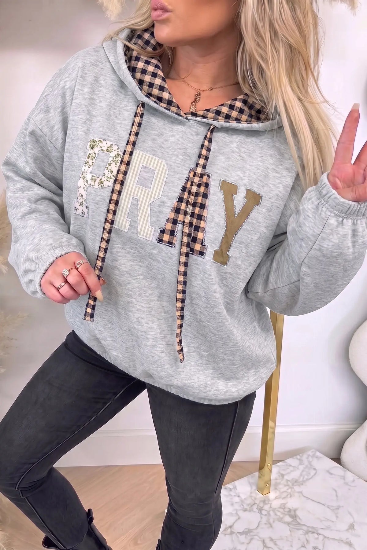 PRAY Mix Pattern Letter Graphic Plaid Contrast Drawstring Hoodie