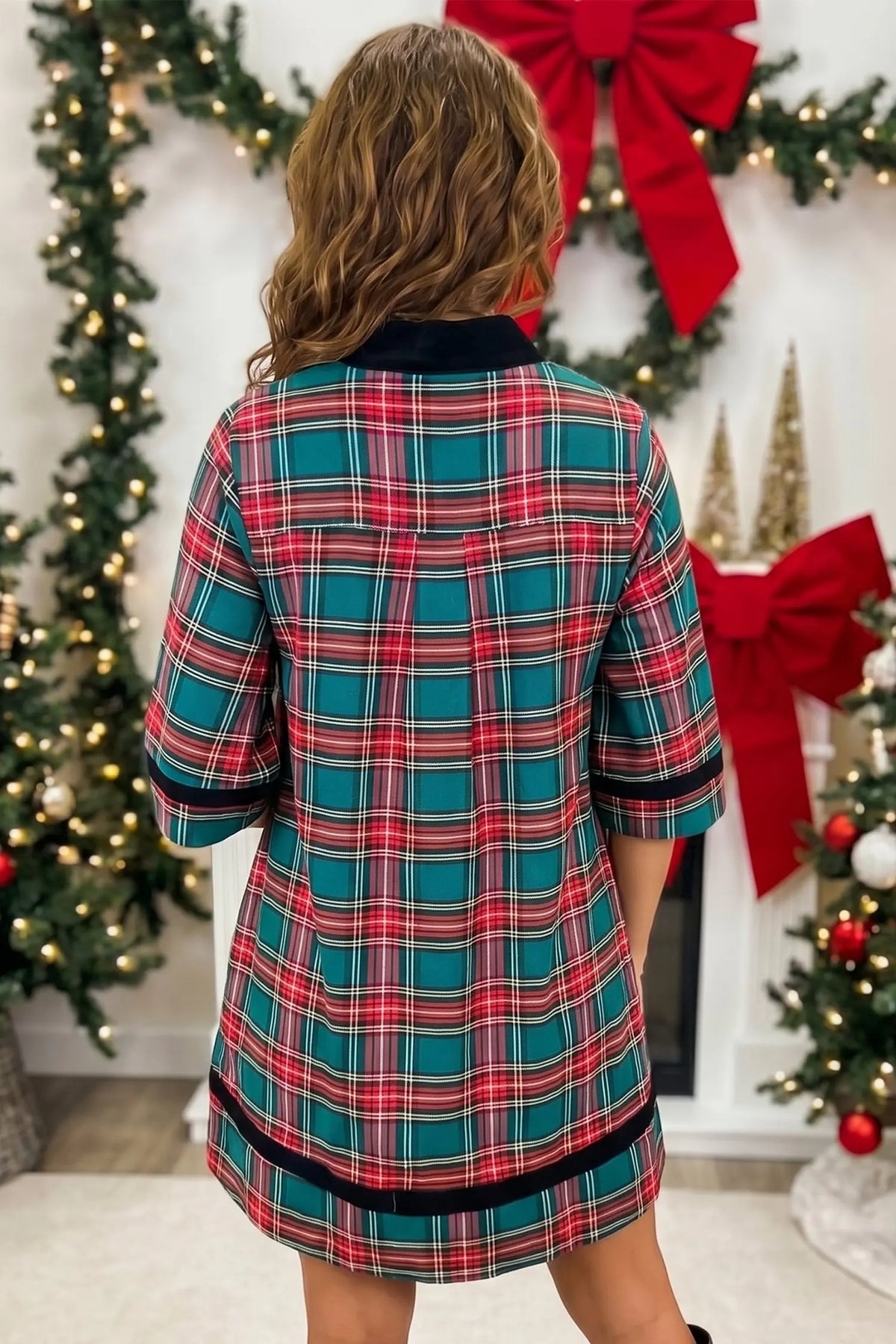 Green plaid velvet trim pockets short shift dress model back view · nz-alt-v1