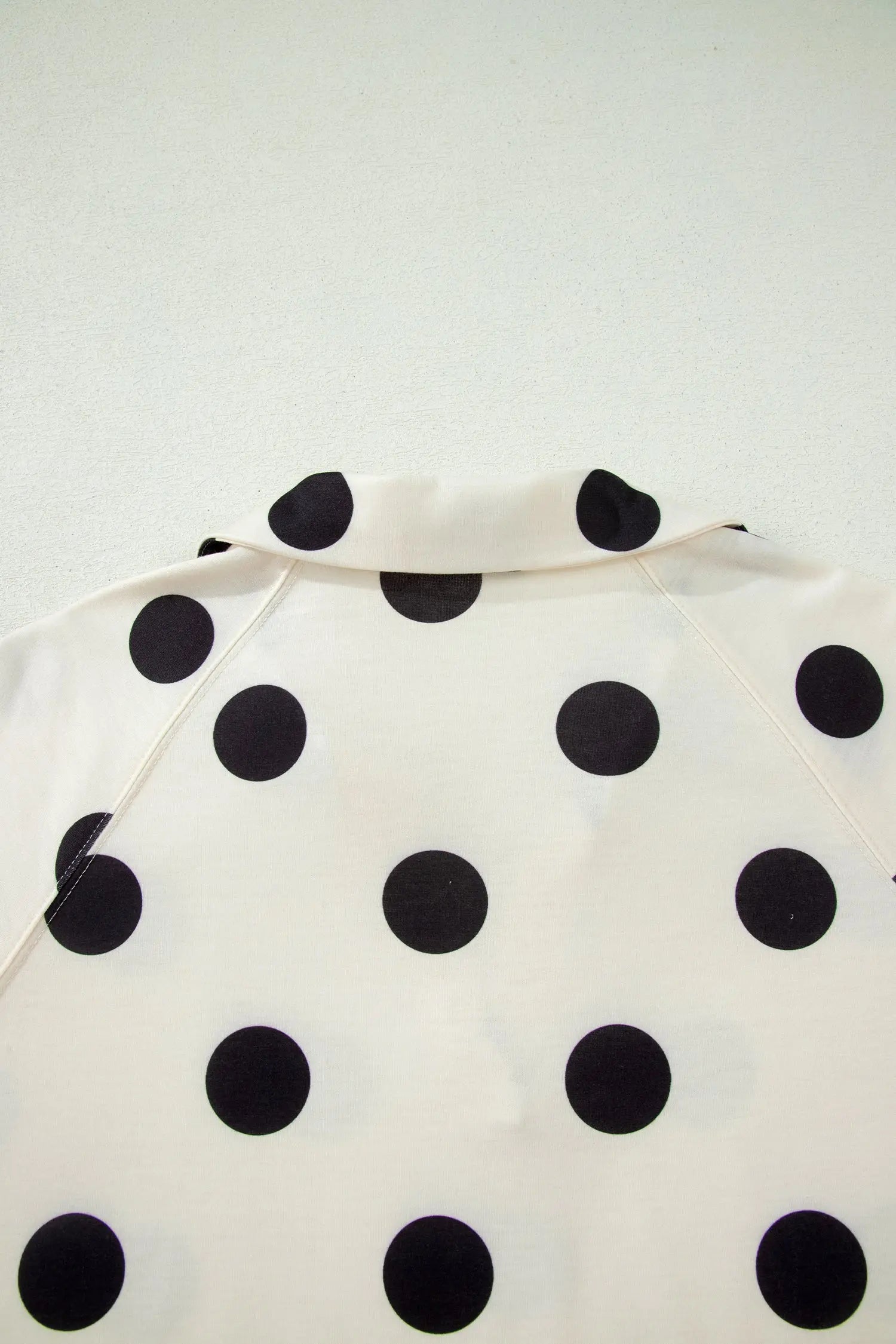 Beige Polka Dot Print V Neck Tee Short Set Nataliz