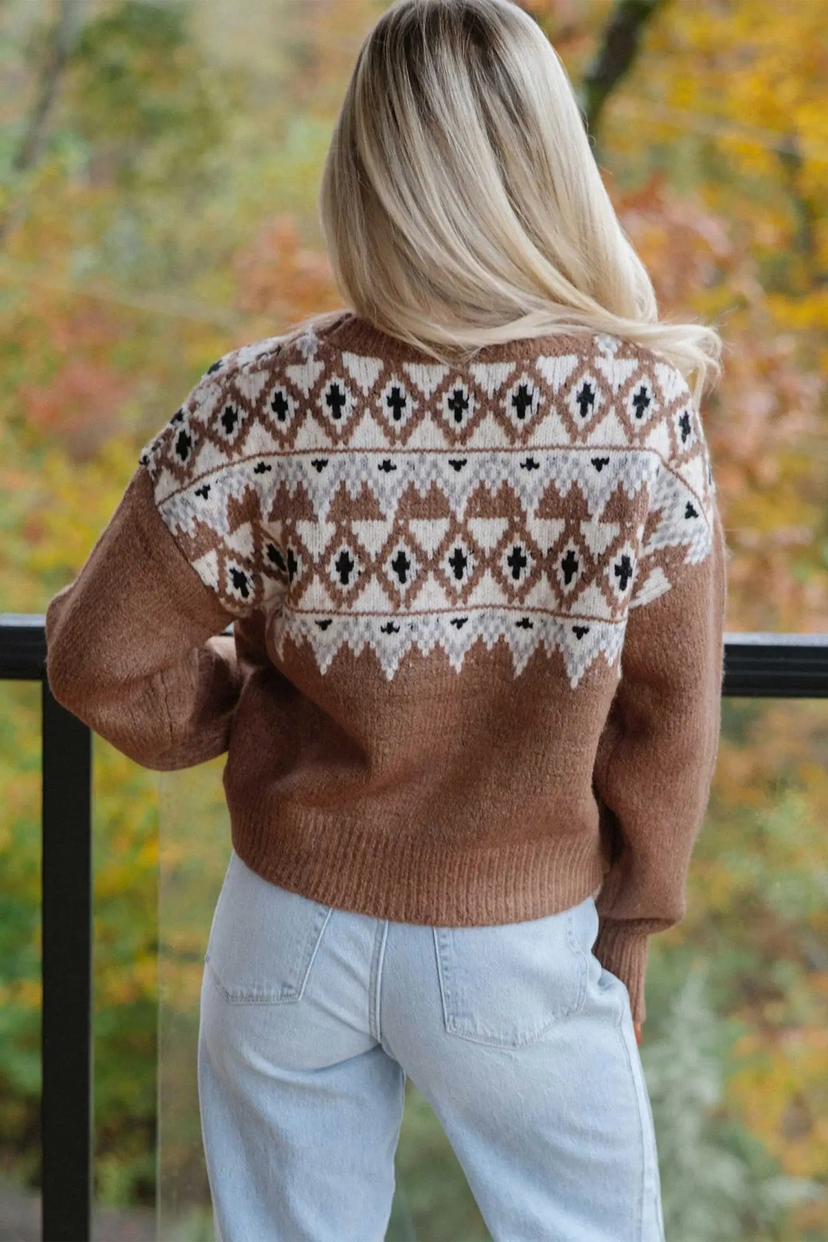 Khaki Geometric Print Drop Shoulder Casual Pullover Sweater