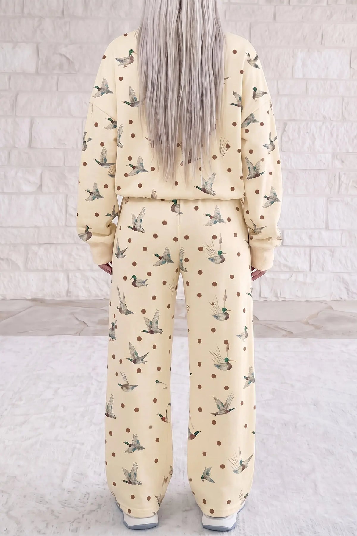 Beige polka dot mallard print crewneck pullover two piece pants set model back view · nz-alt-v1