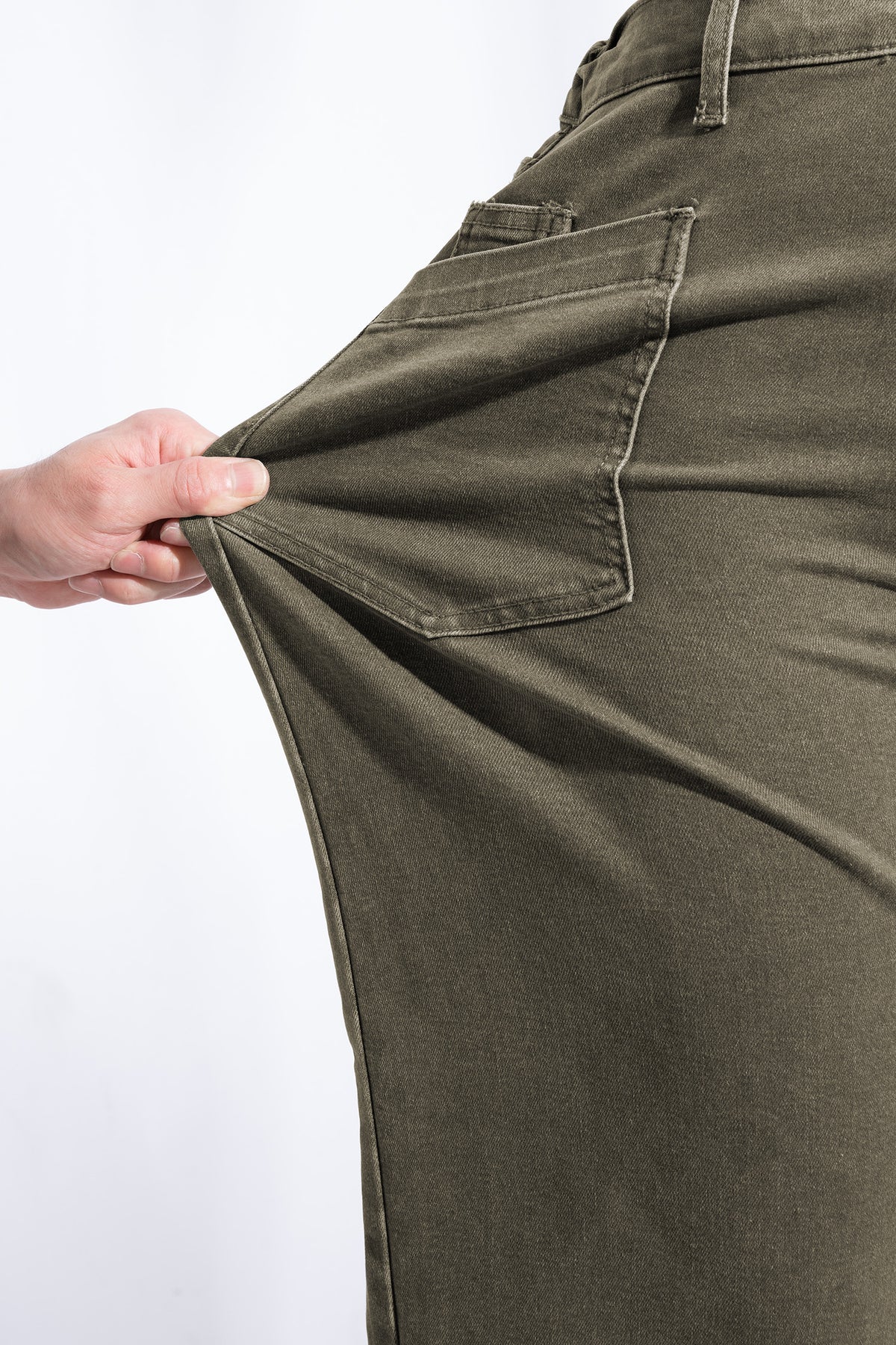 Solid Color Square Patch Pocket Ankle-length Barrel Jeans
